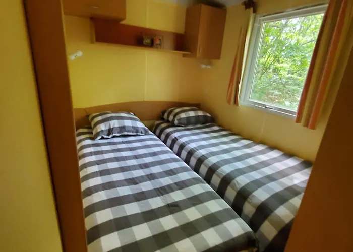 Les De Rouffignac Saint-Cernin