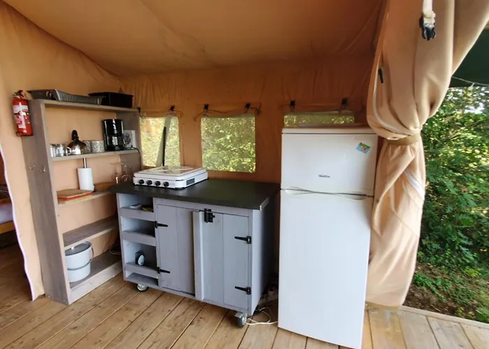 Les De Rouffignac Saint-Cernin